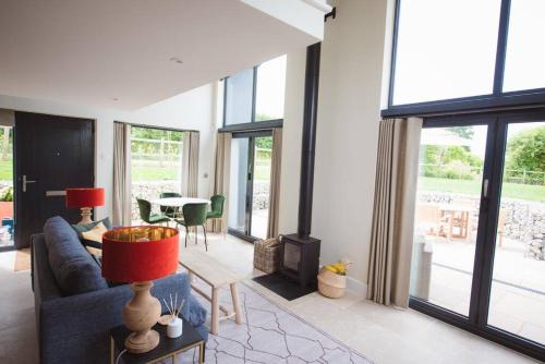 Milstead House | Holly Lodge and Little Orchard