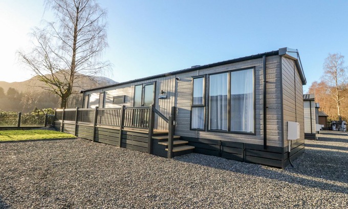 St Fillans Cottage | HOLLYBIRCH, pet friendly, character holiday cottage in St Fillans