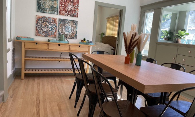 Little Armenia House | Hollywood Oasis