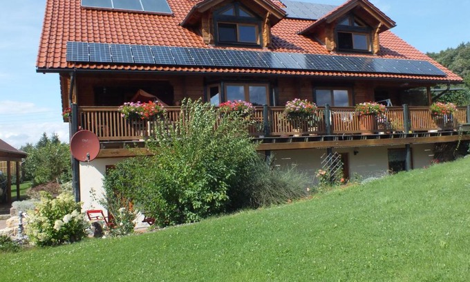 Gersdorf Apartment | Holzhaus "Miri"