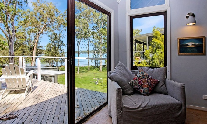 Bundabah Cottage | Home by The Cove - Charming Riverfront Cottage