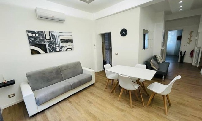 Trionfale Apartment | Home Vatican Oasis