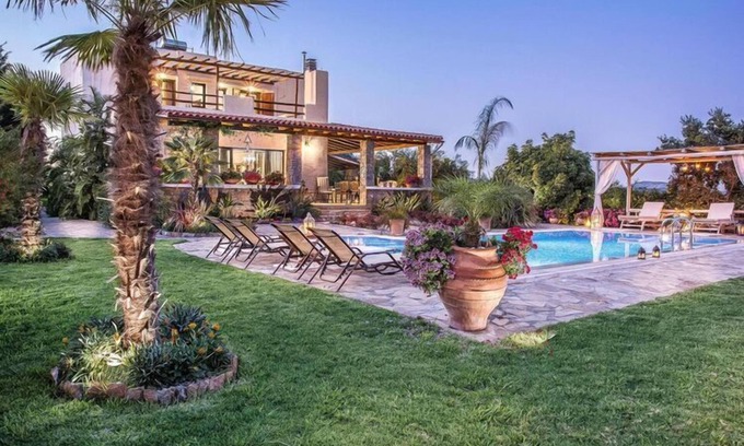 Pemonia House | Home with Garden & Pool for All