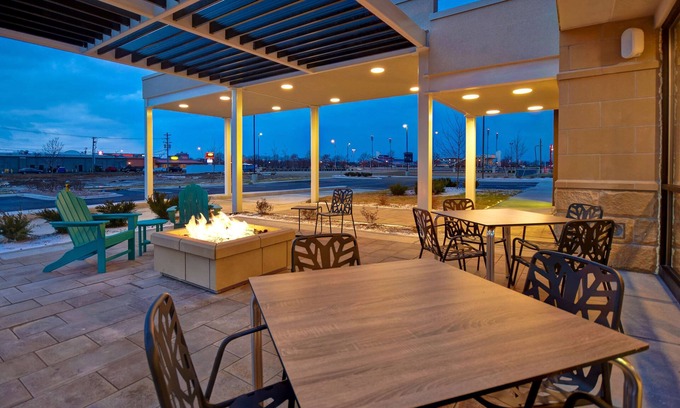 Bowling Green Hotel | Home2 Suites by Hilton Bowling Green