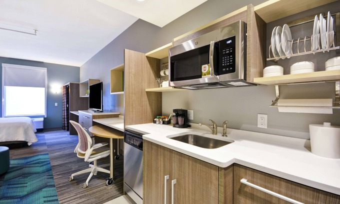 Queensbury Hotel | Home2 Suites by Hilton Queensbury Lake George