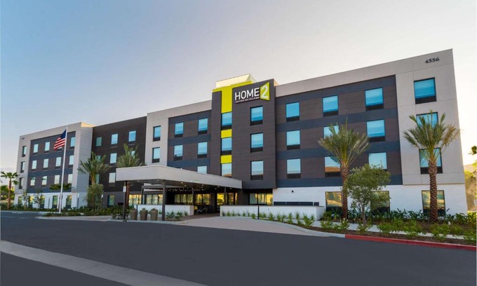 Corona Hotel | Home2 Suites Corona, Ca
