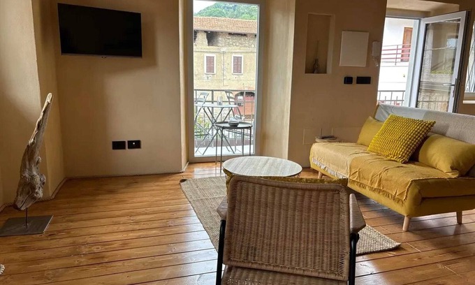 Tapigliano Apartment | Homerez - Apartment in Tapigliano