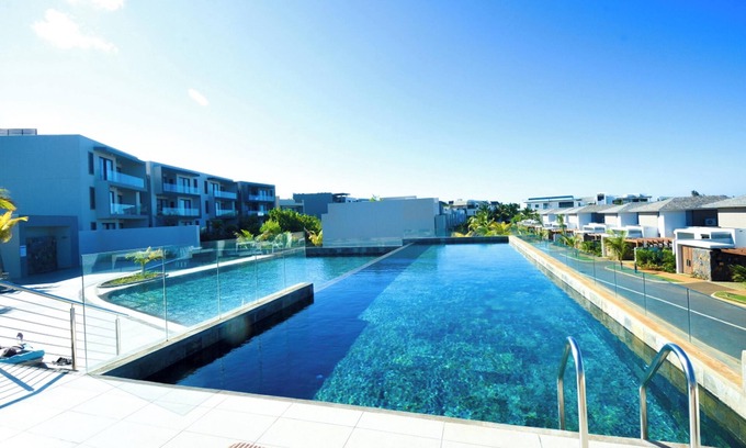 Roches Noires Apartment | Homerez - Apartment Roches Noires
