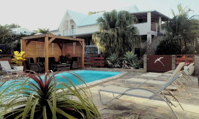 La Grande Montee Apartment | Homerez - Apt Ste-Marie with Pool