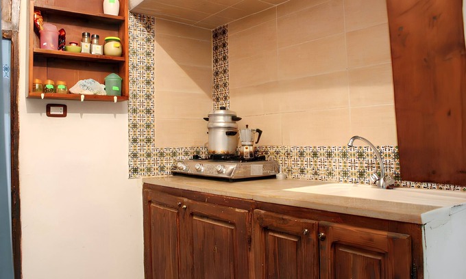 Medina of Tunis Apartment | Homerez - Cosy Apartment in Tunis with Terrace and Mountain View