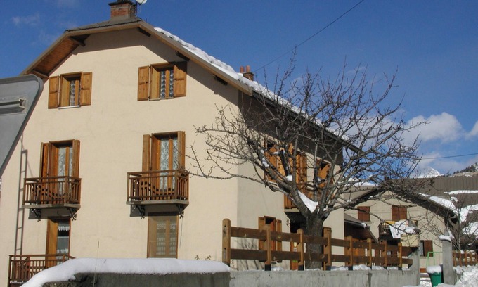 Villar-Saint-Pancrace House | Homerez - House in Villar-Saint-Pancrace