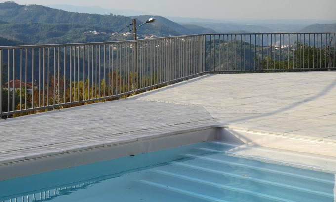 Santo Andre de Poiares House | Homerez - House for 6 ppl. with shared pool and terrace at Vila Nova de Poiares