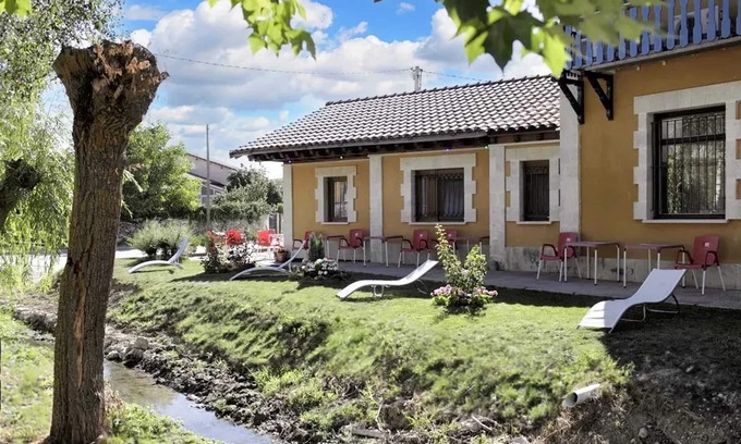 Cardenuela Riopico House | Homerez - House in Cardeñuela Riopico