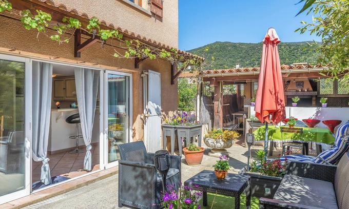 Arles-sur-Tech Apartment | Homerez - House in Arles sur Tech