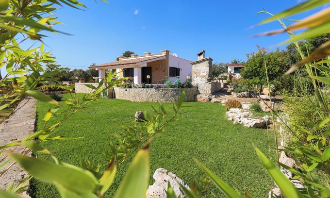 Salve House | Homerez - House in Salve with Sea View