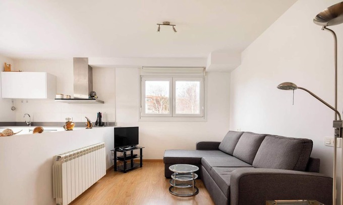 Sabaris Apartment | Homerez - Modern apartment in Baiona with terrace