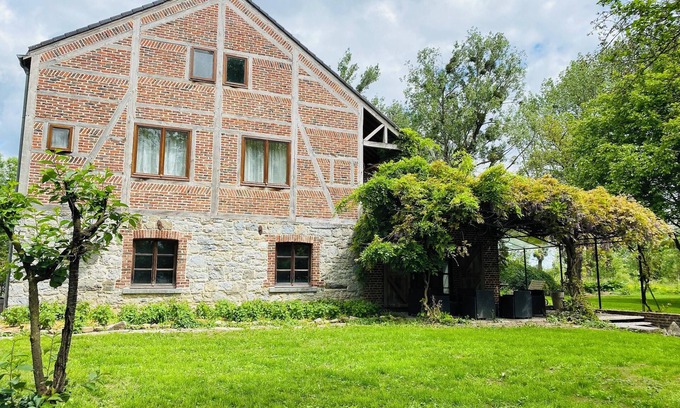 Eprave House | Homerez - Spacious house in Rochefort with private garden and terrace