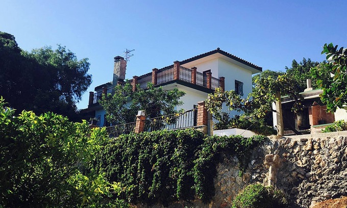 Tortosa House | Homerez - Spacious house in Tortosa with private pool