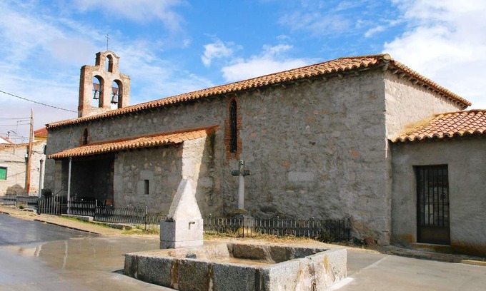 Narrillos de San Leonardo House | Homerez - Spacious house for 8 ppl. at Ávila