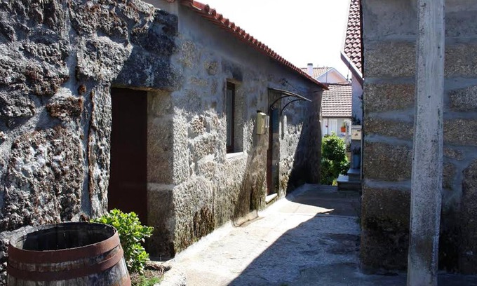 Viseu House | Homerez - Spacious house for 7 ppl. with terrace at Nogueira