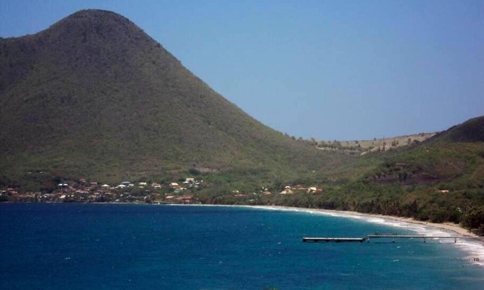 Fort-de-France Villa | Homerez - Spacious villa 2 km away from the beach for 8 ppl. with swimming-pool