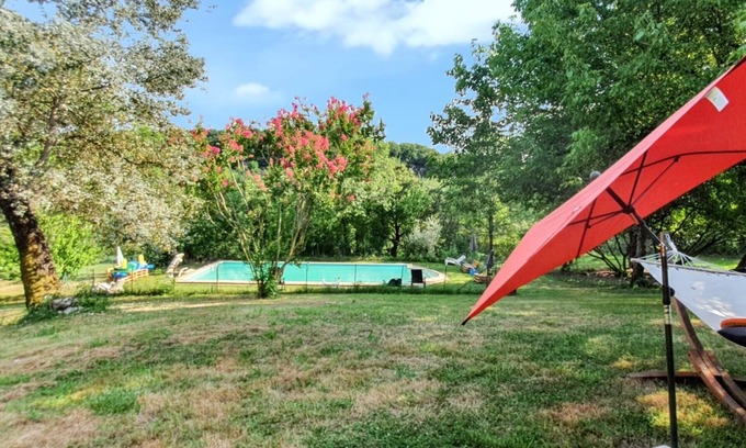 Montricoux Villa | Homerez - Spacious Villa with Private Pool - Montricoux