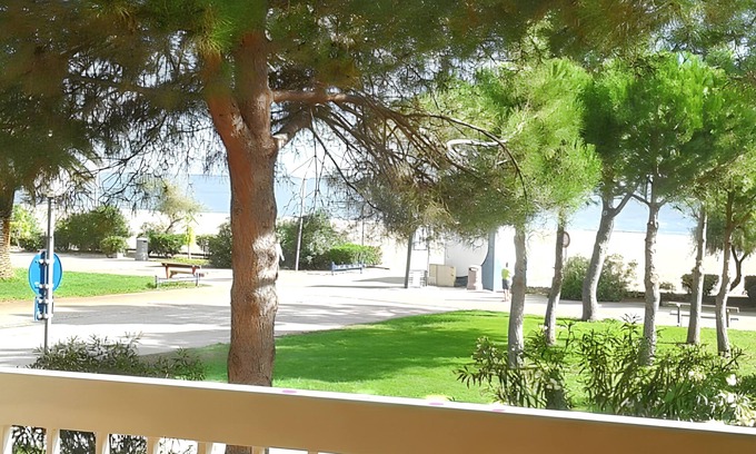 Plage d'Argeles Apartment | Homerez - Studio in Argelès-sur-Mer, sea view