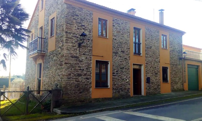 Fraga Villa | Homerez - Villa for 8 ppl. with swimming-pool and garden at Empalme de Vilar