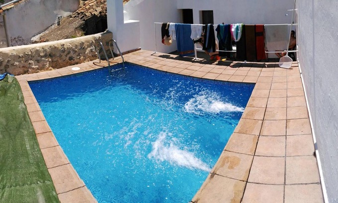Villa de Ves Villa | Homerez - Villa for 8 ppl. with swimming-pool and garden at Villa de Ves
