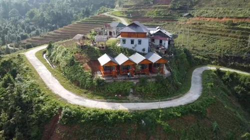 Hoang Su Phi Cabin | Homestay Chân Mây Chiêu Lầu Thi