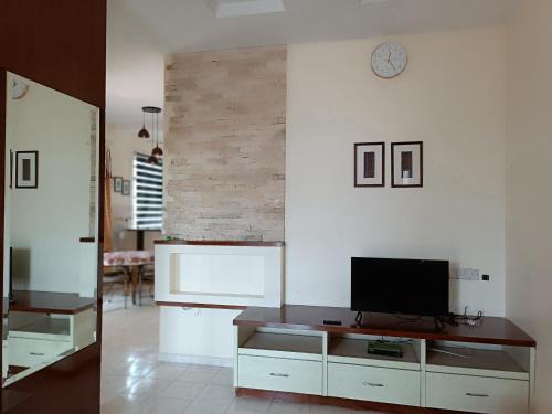 Sungai Baru Tengah House | HOMESTAY D'Manggis