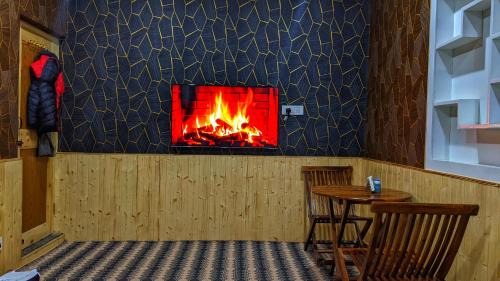 Srinagar House | homestay in srinagar kashmir