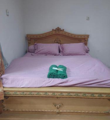 Cirebon House | Homestay KenzieFaiz
