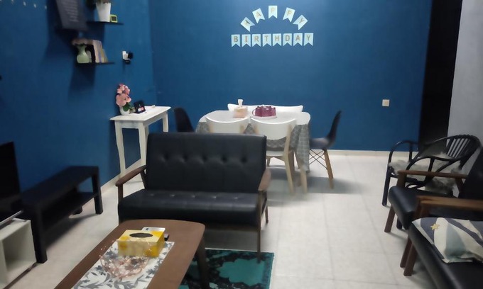 Parit Raja House | Homestay Wira