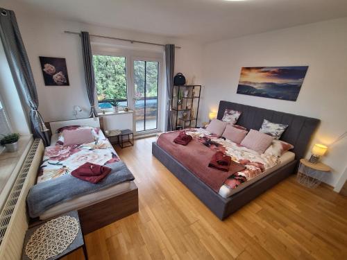 Hoheneich Apartment | HomeW4 - Rosen Apartment