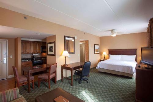Stone Oak Hotel | Homewood Suites by Hilton San Antonio North