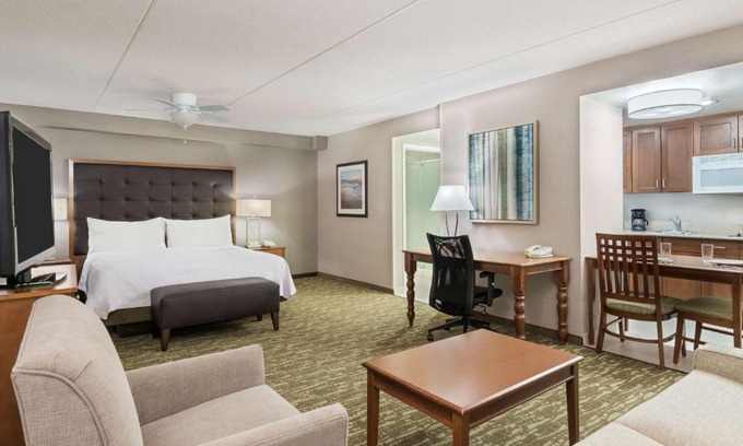 Holyoke Hotel | Homewood Suites by Hilton Holyoke-Springfield/North