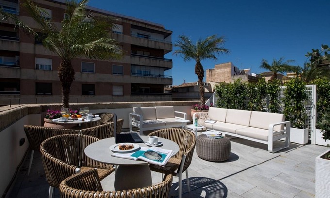 Distrito Centro Apartment | Hommyhome Coliseum 102