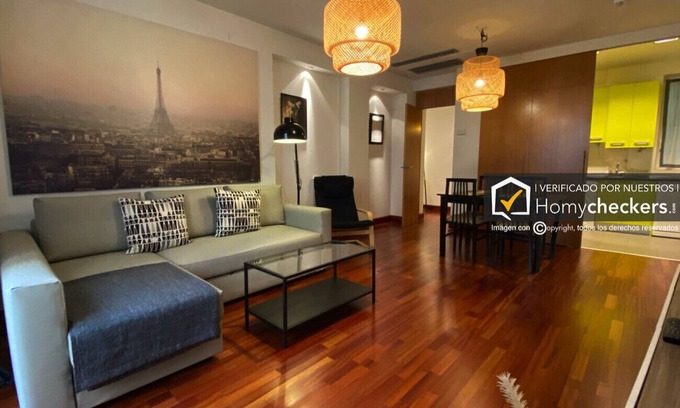 Centro Apartment | HomyAT PRIOR ROMO