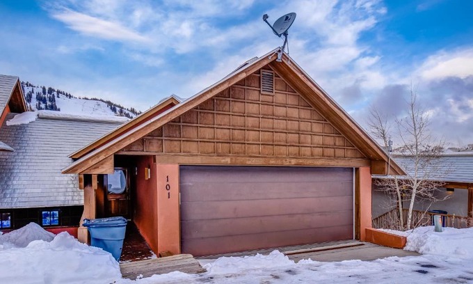 Salt Lake Mountain Resorts House | Honeycomb House