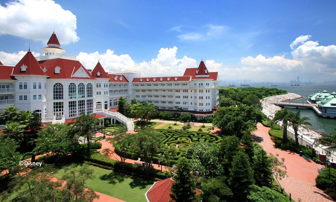 Lantau Hotel | Hong Kong Disneyland Hotel