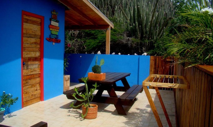 Santa Cruz Apartment | Hopi Cadushi Apartment