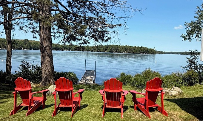 Ryerson Cottage | Horn Lake, Lakefront Cottage (4 Season), Burk's Falls