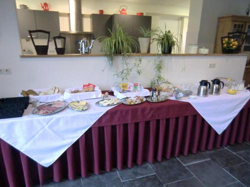 Rheezerveen Hotel | Horsetellerie Rheezerveen
