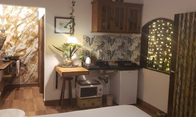 Sumare Apartment | Hospedagem Naturalista Liberal e Massagem Única em Ubatuba na Região Central
