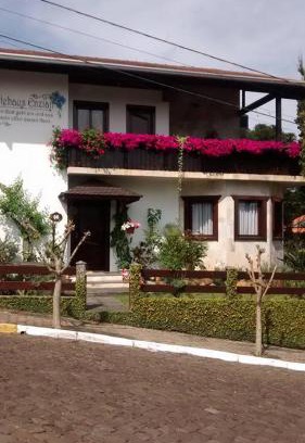Treze Tilias House | Hospedaria Gãstehaus Enzian