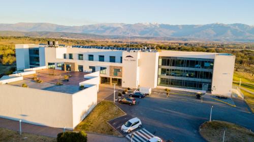 Talayuela Hotel | Hospedium Hotel Valles de Gredos Golf