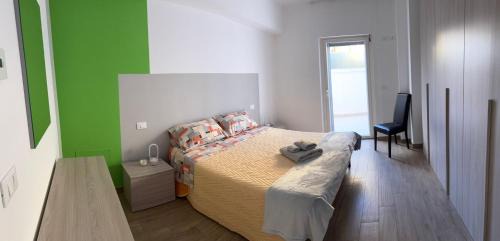 Avezzano Apartment | Host & C