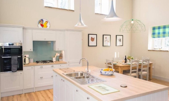 Frettenham Apartment | Host & Stay | Boathouse Barn