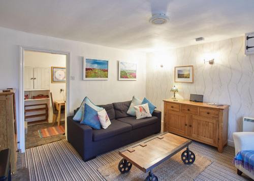 Rosedale Abbey House | Host & Stay - Rosella Cottage